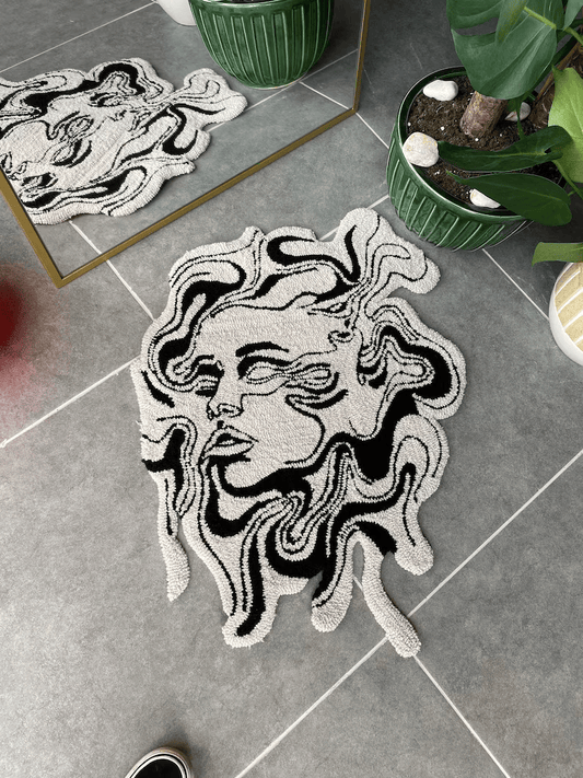 Reversible Trippy Face Tufted Rug